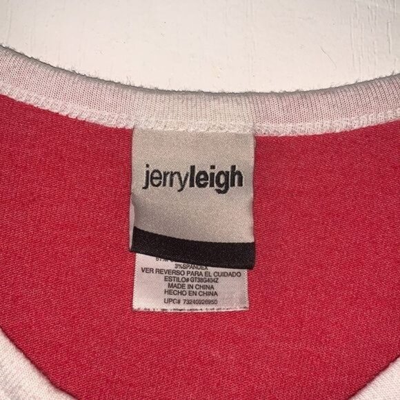 Jerry Leigh Juniors XXL Red Long Sleeve "Blessed" V-Neck Top - Picture 2 of 6